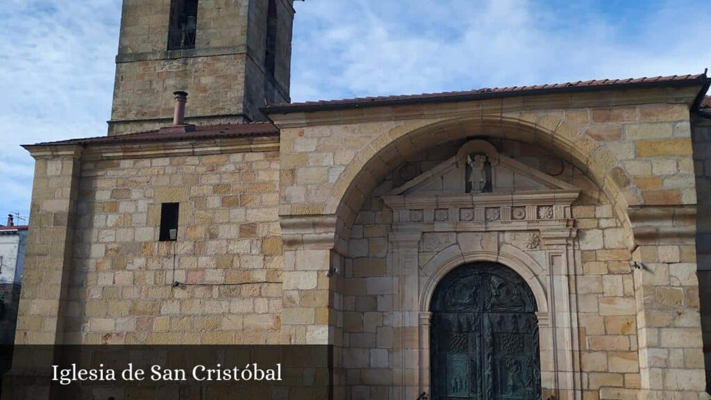 Iglesia de San Cristóbal - Quintanar de la Sierra (Castilla y León)