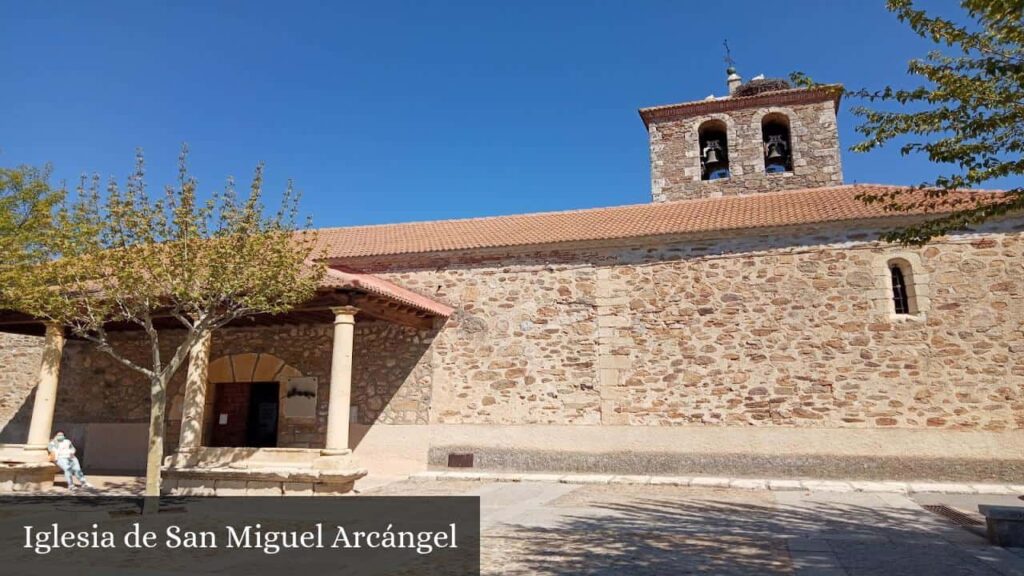 Iglesia de San Miguel Arcángel - Pedrezuela (Comunidad de Madrid)