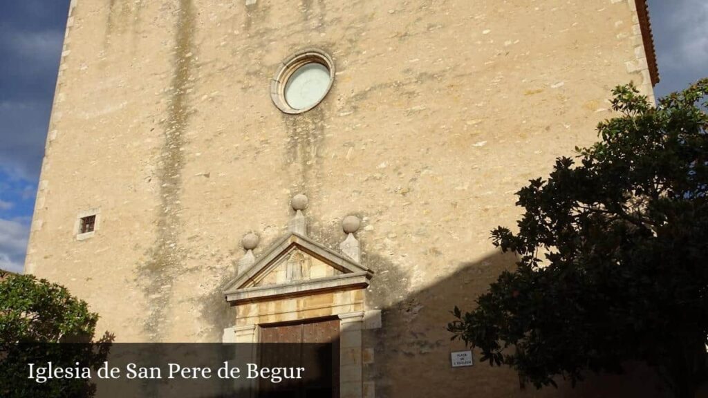 Iglesia de San Pere de Begur - Begur (Cataluña)