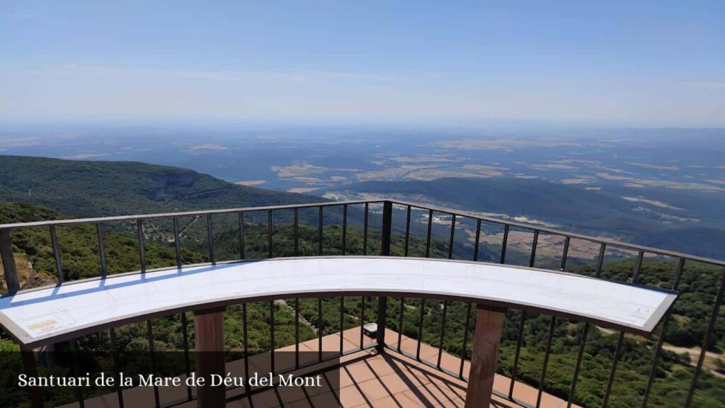 Santuari de la Mare de Déu del Mont - Albanyà (Cataluña)